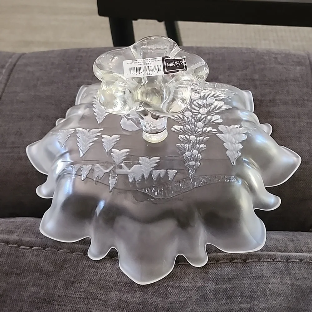 Mikasa Crystal - Christmas Bon Bon Dish, vintage